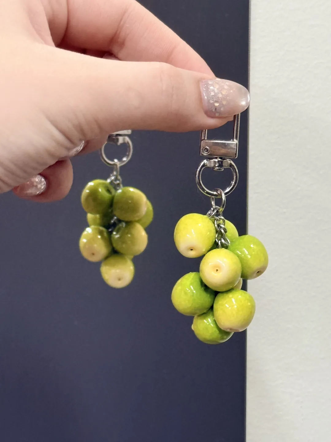 Miniature Apple Cluster Bag Charm – Handcrafted Fruit Keychain & Zipper Pull - Image 4