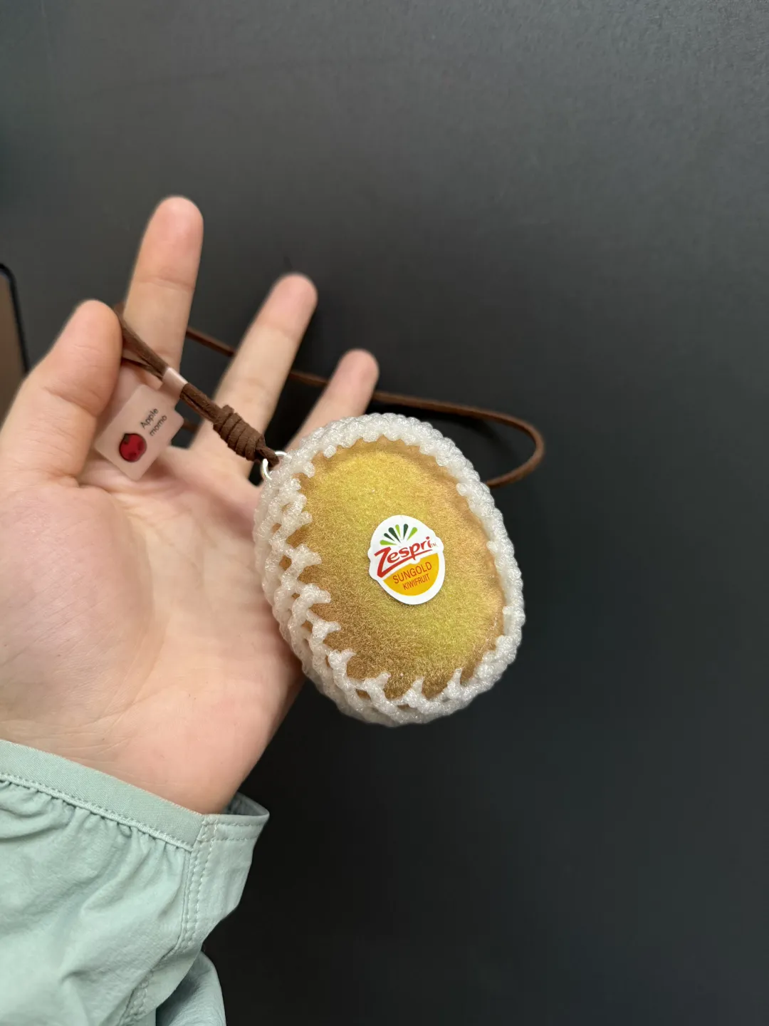 Realistic Kiwifruit Bag Charm – Handcrafted Fuzzy Kiwi Keychain with Fruit Net & Suede Cord