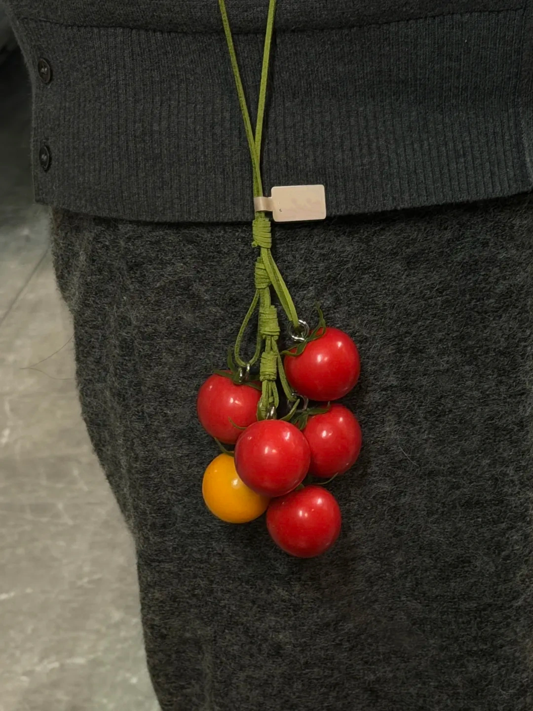 Tomato Vine Bag Charm – Handcrafted Cherry Tomato Cluster Keychain with Green Suede Strap