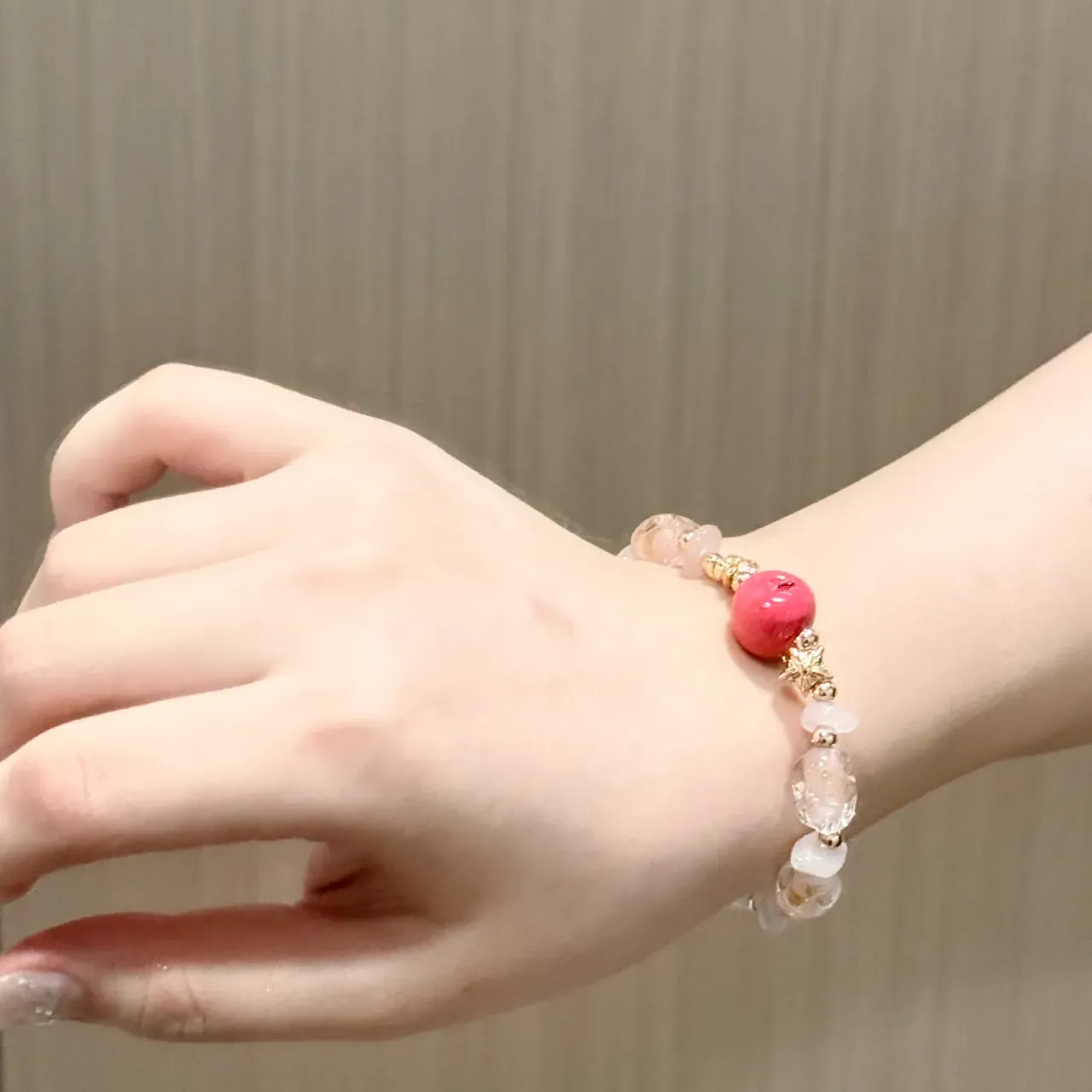 Handcrafted Apple Crystal Bracelet – Rose Quartz & Murano Glass Fruit Beaded Jewelry - Image 2